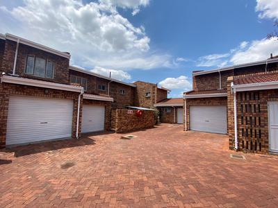 Apartment / Flat For Sale in Villieria, Pretoria