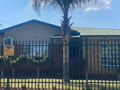 House For Sale in Proclamation Hill, Pretoria