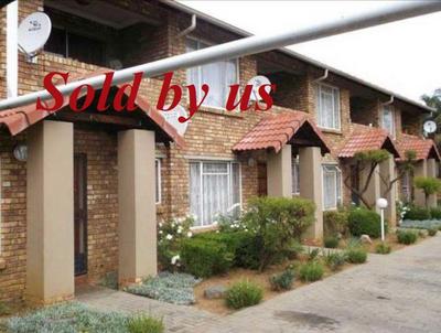 Townhouse For Sale in Rietfontein, Pretoria