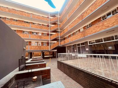 Apartment / Flat For Sale in Arcadia, Pretoria