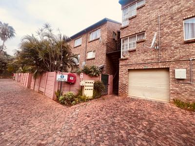 Townhouse For Sale in Gezina, Pretoria